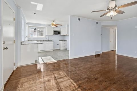 Tiny photo for 12538 S Justine Street, Calumet Park, IL 60827 (MLS # 12568749)