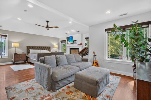 Tiny photo for 450 N Elm Avenue, Elmhurst, IL 60126 (MLS # 12723097)