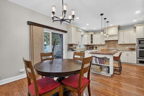 Tiny photo for 450 N Elm Avenue, Elmhurst, IL 60126 (MLS # 12723097)