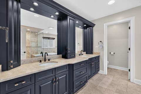 Tiny photo for 450 N Elm Avenue, Elmhurst, IL 60126 (MLS # 12723097)