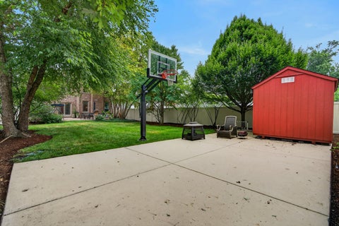 Tiny photo for 450 N Elm Avenue, Elmhurst, IL 60126 (MLS # 12723097)