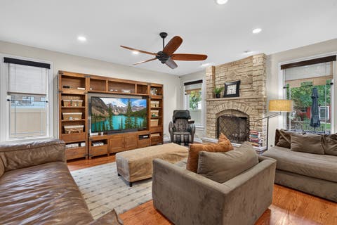 Tiny photo for 450 N Elm Avenue, Elmhurst, IL 60126 (MLS # 12723097)