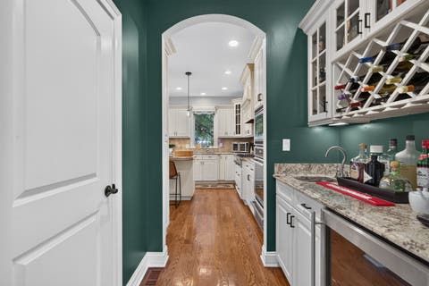 Tiny photo for 450 N Elm Avenue, Elmhurst, IL 60126 (MLS # 12723097)