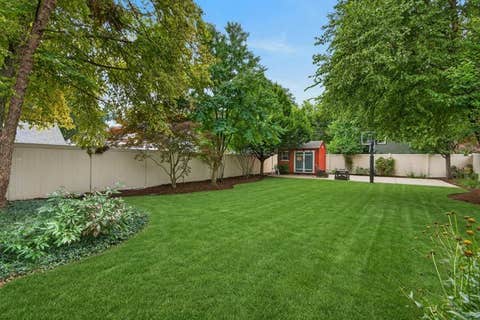 Tiny photo for 450 N Elm Avenue, Elmhurst, IL 60126 (MLS # 12723097)