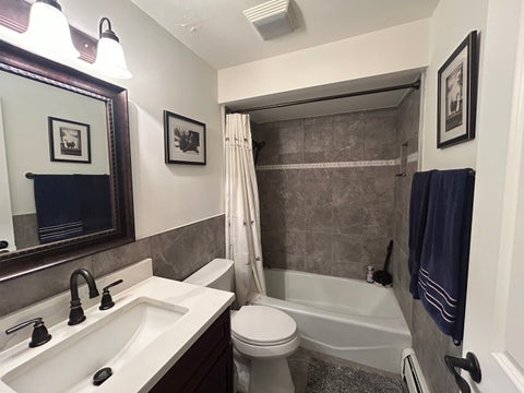 Tiny photo for 9817 Nottingham Avenue #303, Chicago Ridge, IL 60415 (MLS # 12793329)