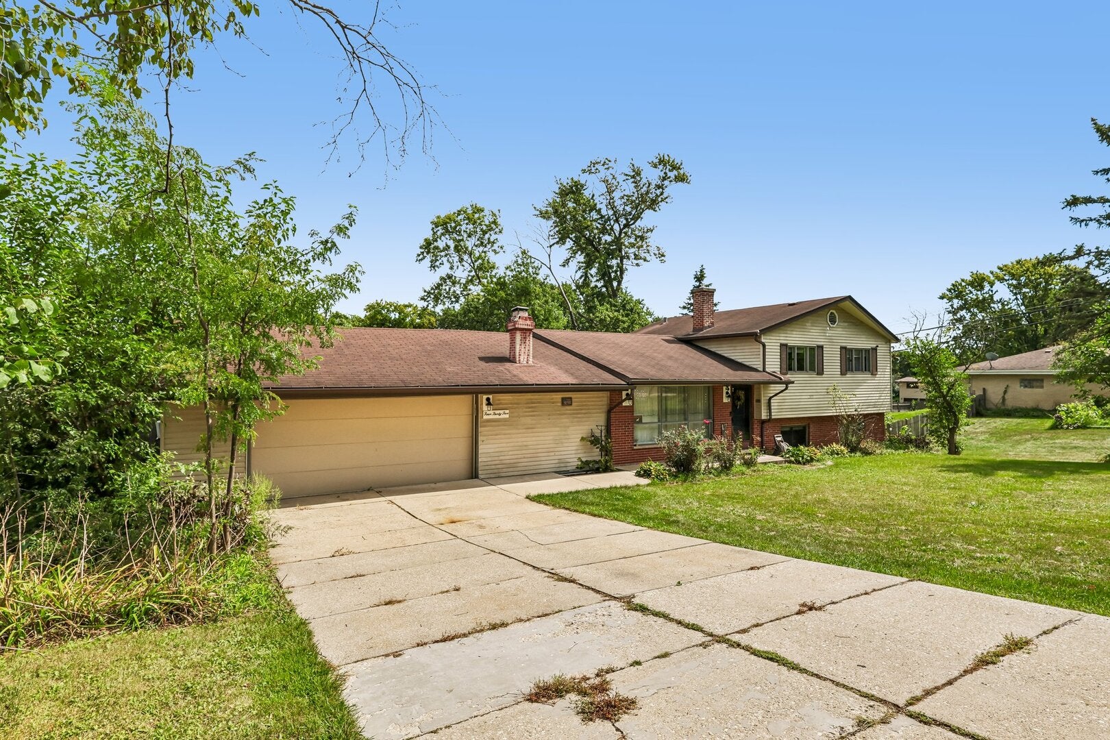 2N435 Pleasant Avenue