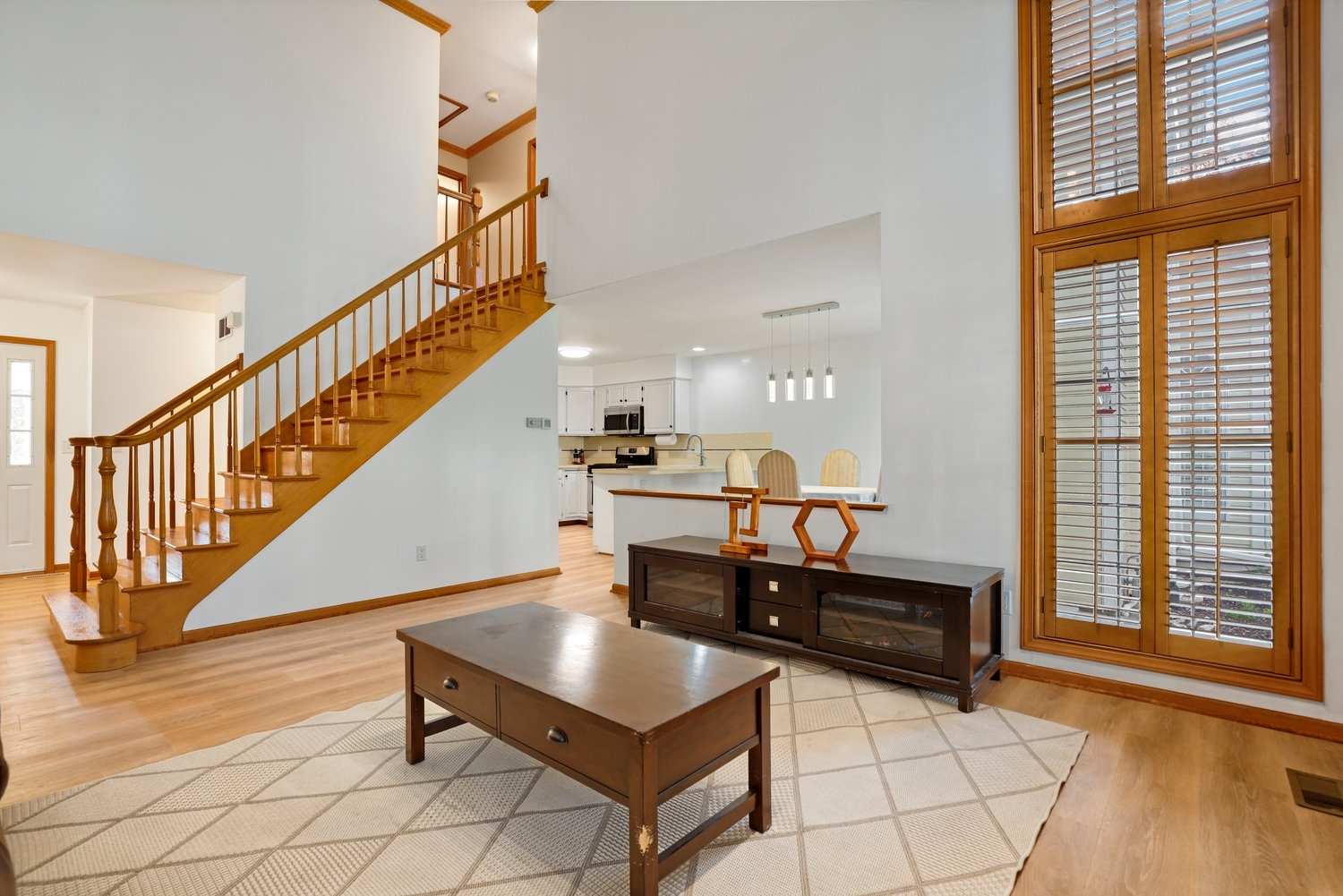 559 Bradbury Lane