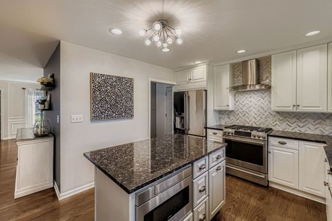 Tiny photo for 2S481 White Birch Lane, Wheaton, IL 60189 (MLS # 12507869)