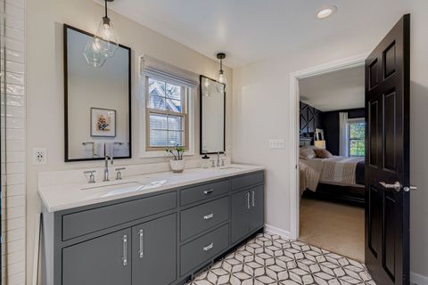 Tiny photo for 2S481 White Birch Lane, Wheaton, IL 60189 (MLS # 12507869)