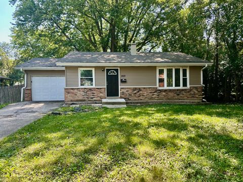 Photo of 303 Ann Street, South Elgin, IL 60177 (MLS # 12498134)