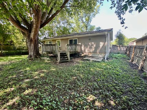 Tiny photo for 303 Ann Street, South Elgin, IL 60177 (MLS # 12498134)