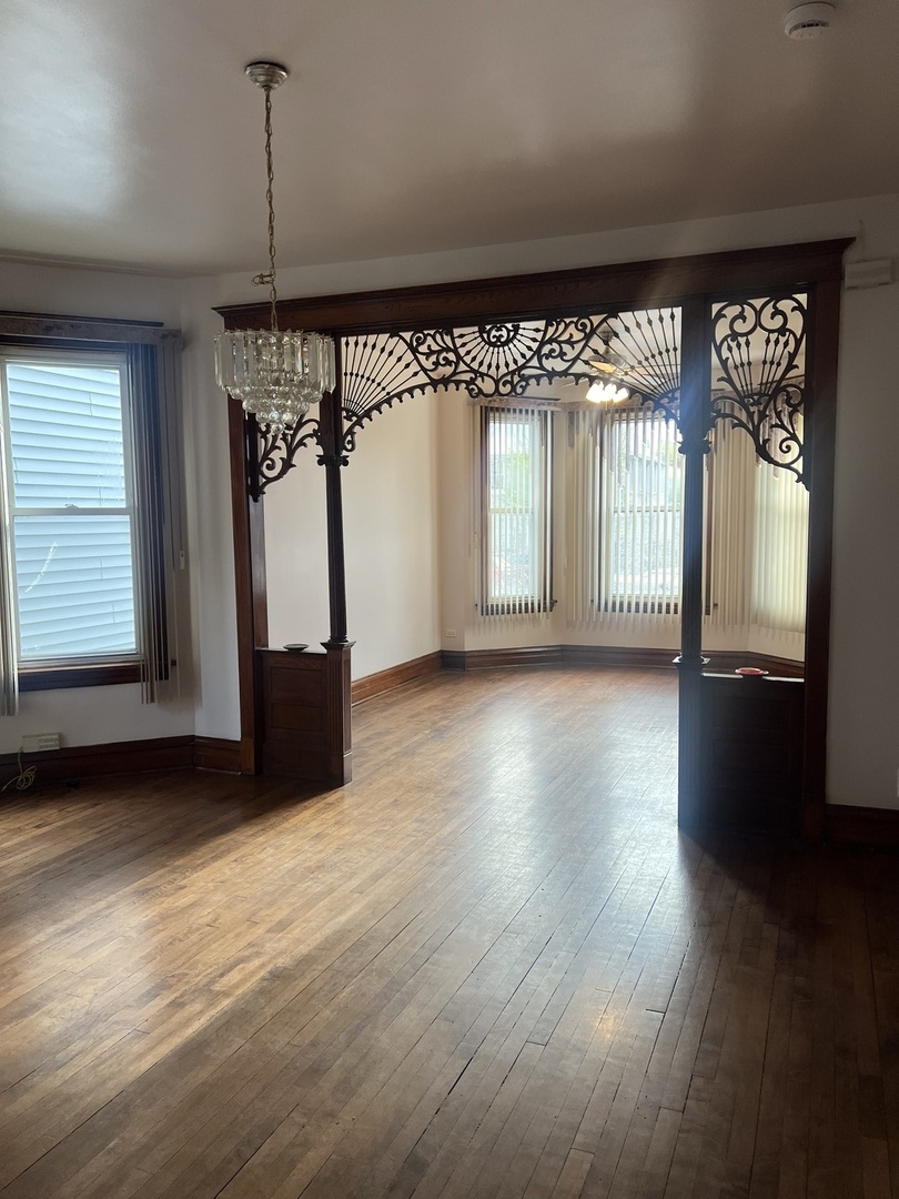 1921 N Pulaski Road 1