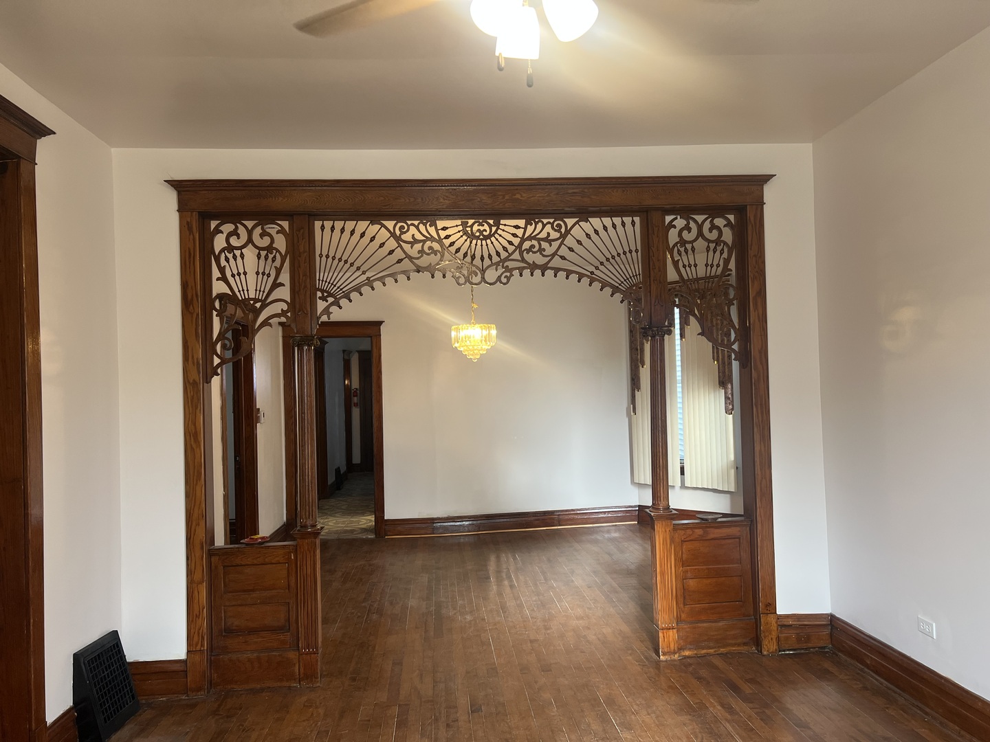 1921 N Pulaski Road 1