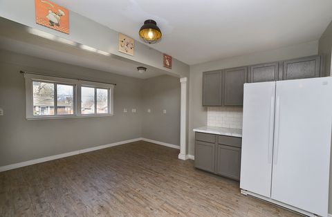 Tiny photo for 634 1st Avenue, Ottawa, IL 61350 (MLS # 12550284)