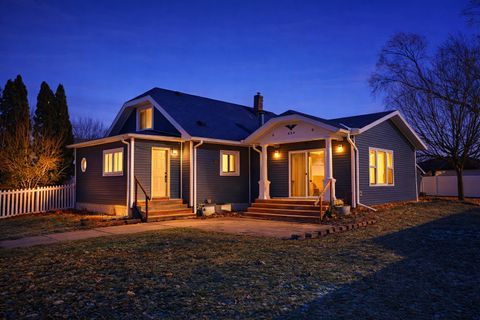 Tiny photo for 634 1st Avenue, Ottawa, IL 61350 (MLS # 12550284)