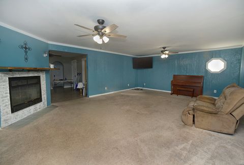 Tiny photo for 634 1st Avenue, Ottawa, IL 61350 (MLS # 12550284)