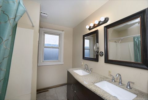 Tiny photo for 634 1st Avenue, Ottawa, IL 61350 (MLS # 12550284)