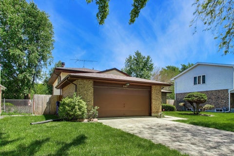 Tiny photo for 847 College Avenue, Matteson, IL 60443 (MLS # 12653459)