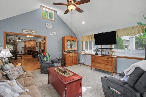 Tiny photo for 809 Cherokee Lane, Pontiac, IL 61764 (MLS # 12687742)