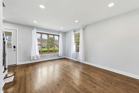 Tiny photo for 805 Norfolk Avenue, Westchester, IL 60154 (MLS # 12495983)