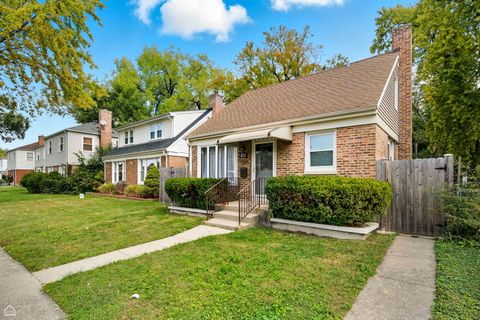 Tiny photo for 805 Norfolk Avenue, Westchester, IL 60154 (MLS # 12495983)