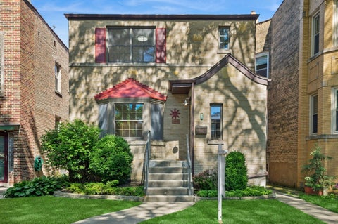 Photo of 5723 N Saint Louis Avenue, Chicago, IL 60659 (MLS # 12666199)