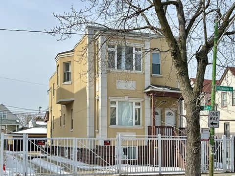 2028 N Hamlin Avenue 2 Chicago IL 60647