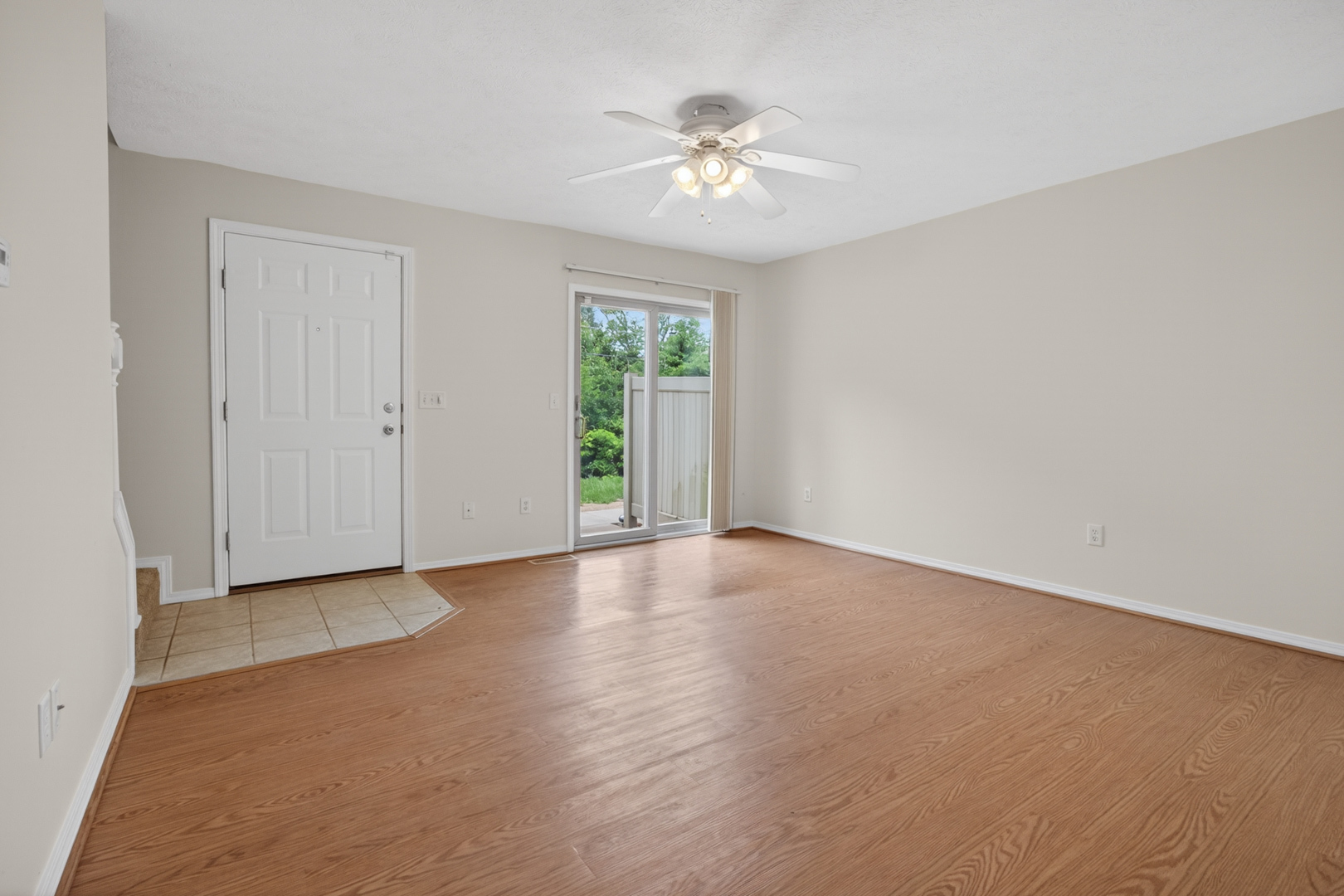 3 Ross Drive 6