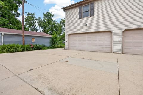 Tiny photo for 3 Ross Drive #6, Bloomington, IL 61701 (MLS # 12630976)