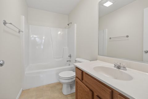Tiny photo for 3 Ross Drive #6, Bloomington, IL 61701 (MLS # 12630976)