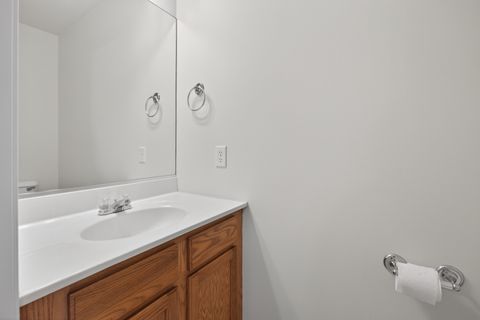 Tiny photo for 3 Ross Drive #6, Bloomington, IL 61701 (MLS # 12630976)