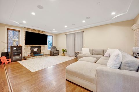 Tiny photo for 2323 Douglas Avenue, Des Plaines, IL 60018 (MLS # 12596029)