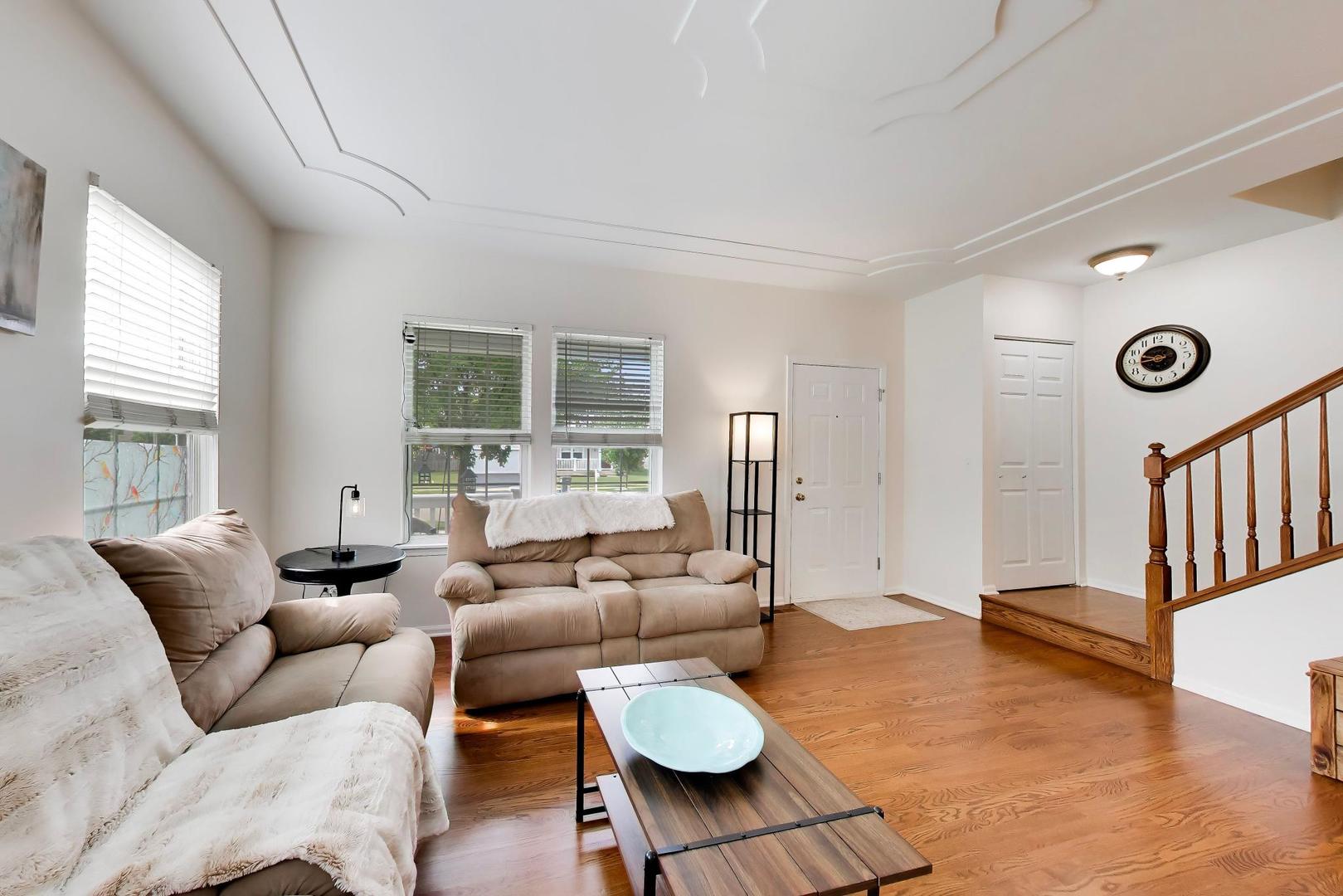 2426 Montclair Lane