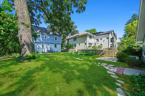 Tiny photo for 2108 Harrison Street, Evanston, IL 60201 (MLS # 12455233)