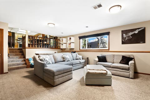 Tiny photo for 17042 Lockwood Avenue, Oak Forest, IL 60452 (MLS # 12711690)