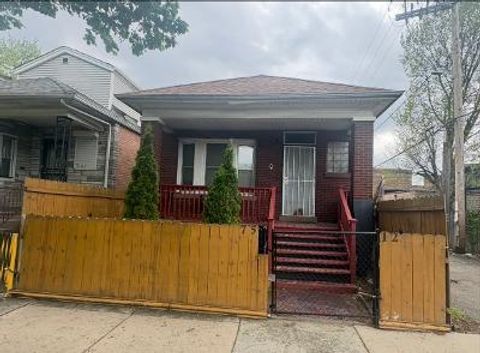 Photo of 7512 S Saint Lawrence Avenue, Chicago, IL 60619 (MLS # 12632814)