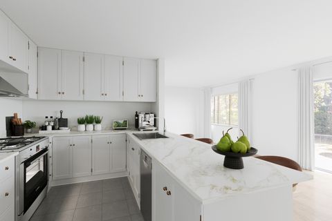 Tiny photo for 609 Carriage Hill Drive, Glenview, IL 60025 (MLS # 12606988)