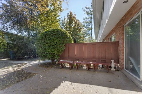 Tiny photo for 609 Carriage Hill Drive, Glenview, IL 60025 (MLS # 12606988)