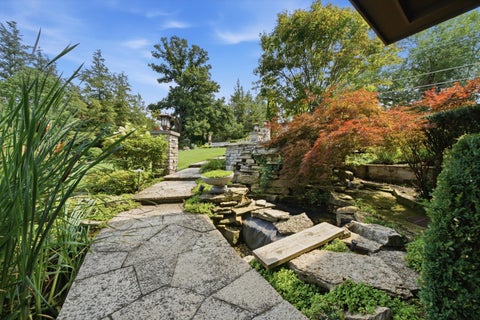 Tiny photo for 130 N Dee Road, Park Ridge, IL 60068 (MLS # 12734680)