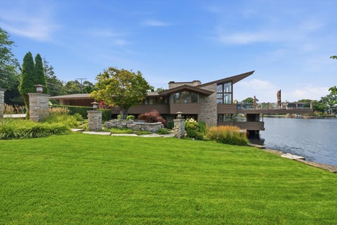 Tiny photo for 130 N Dee Road, Park Ridge, IL 60068 (MLS # 12734680)