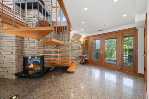 Tiny photo for 130 N Dee Road, Park Ridge, IL 60068 (MLS # 12734680)