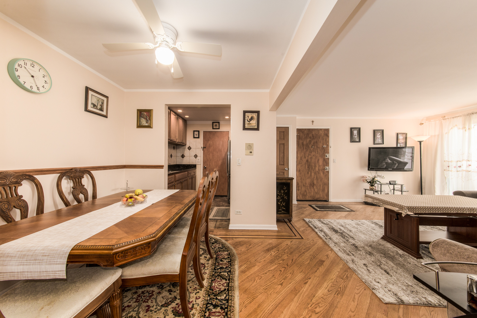 5117 N East River Road 3A