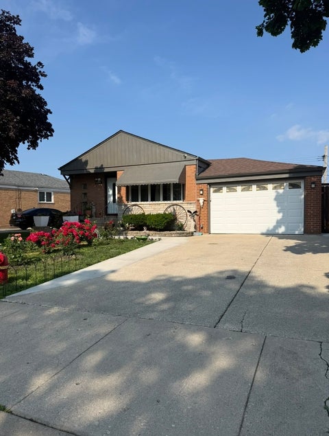 Photo of 8207 S Kostner Avenue, Chicago, IL 60652 (MLS # 12750209)