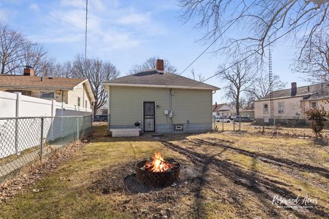 Tiny photo for 245 N 6th Avenue, Kankakee, IL 60901 (MLS # 12510490)