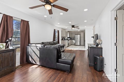 Tiny photo for 245 N 6th Avenue, Kankakee, IL 60901 (MLS # 12510490)