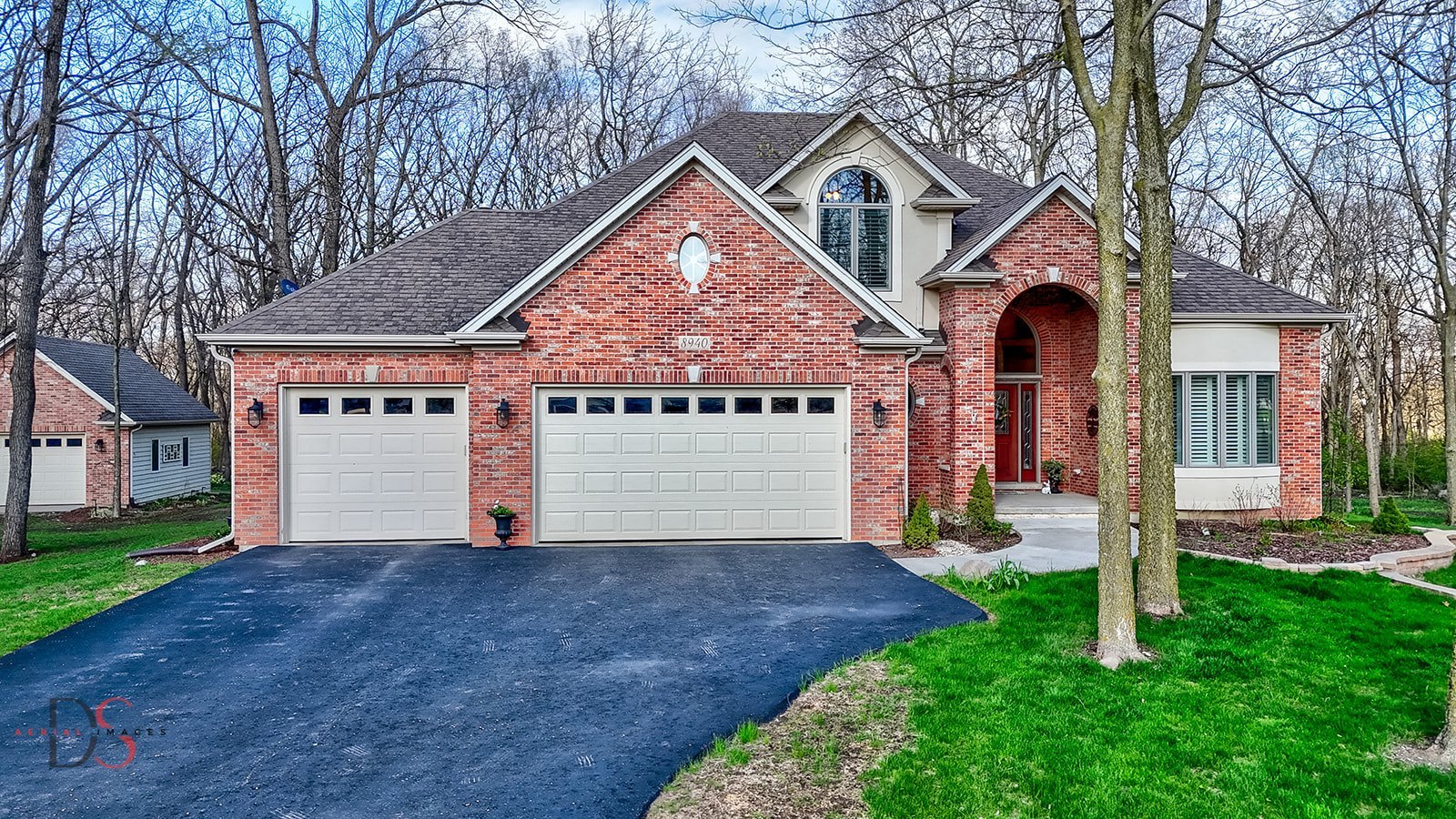 8940 N Stonewall Drive