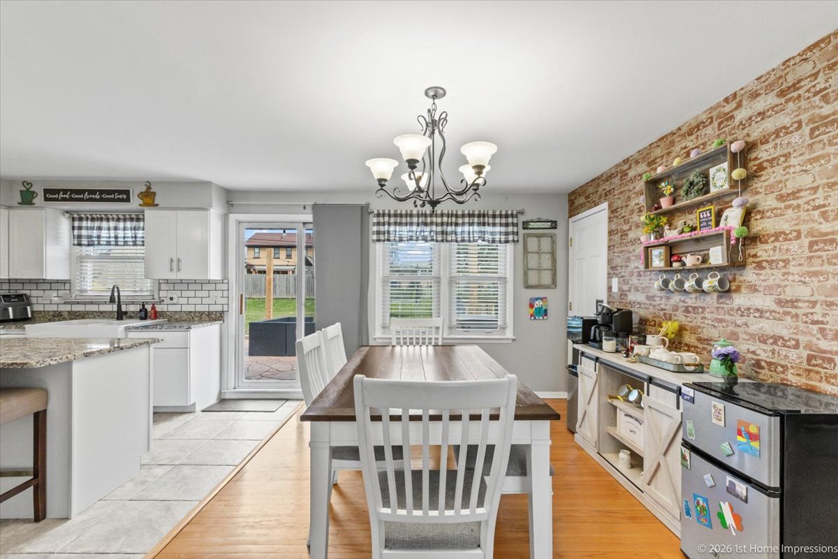 8836 W 93rd Place