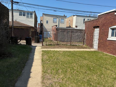 Tiny photo for 7340 S Crandon Avenue, Chicago, IL 60649 (MLS # 12650827)