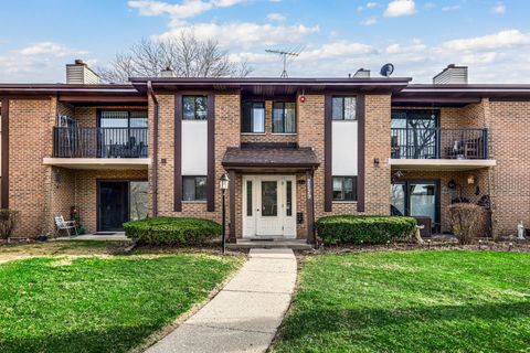 Photo of 2229 WHARF Drive #1108, Woodridge, IL 60517 (MLS # 12600479)