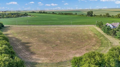 Tiny photo for 11 Moss Drive, Farmer City, IL 61842 (MLS # 12457825)